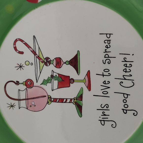 Lori Siebert "Girls Love to Spread Good Cheer" Xmas Decorative Plate - Picture 2 of 5